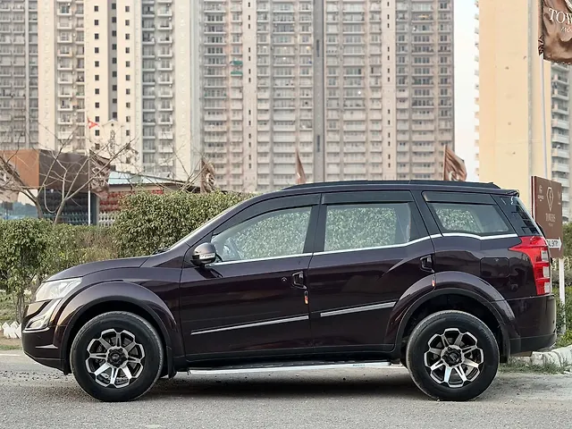 Used Mahindra XUV500 [2015-2018] W6 AT in Mohali
