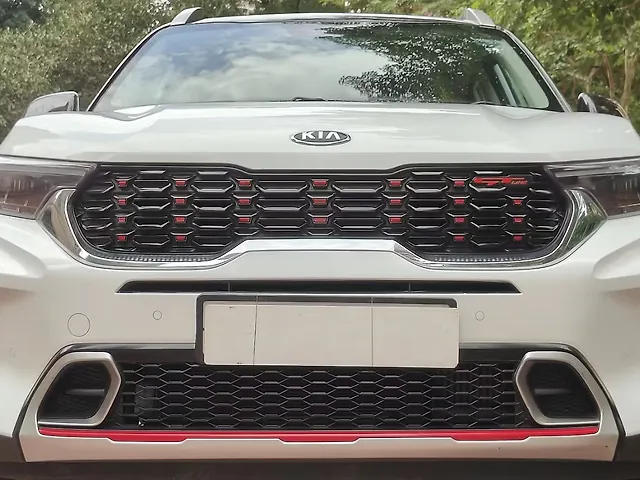 Used 2020 Kia Sonet in Mumbai