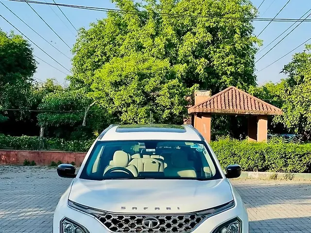Used 2021 Tata Safari in Delhi