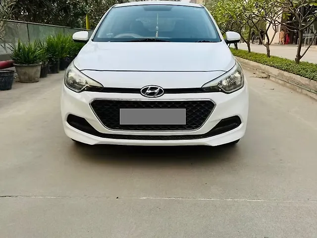 Used 2018 Hyundai i20 Active in Ahmedabad