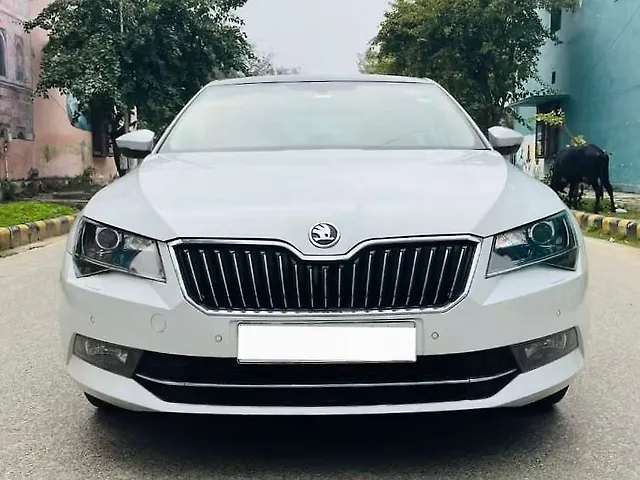 Used 2019 Skoda Superb in Delhi