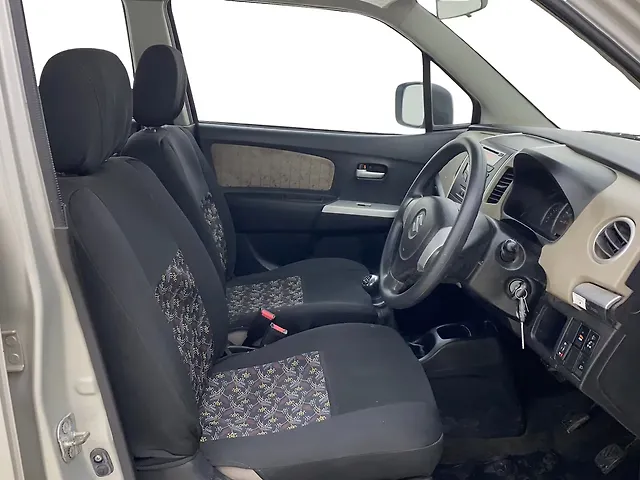 Used Maruti Suzuki Wagon R 1.0 [2014-2019] VXI in Ahmedabad
