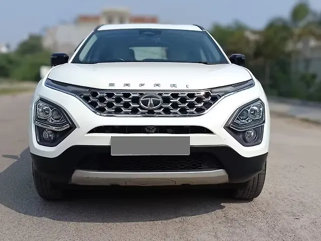 Used 2023 Tata Safari in Noida