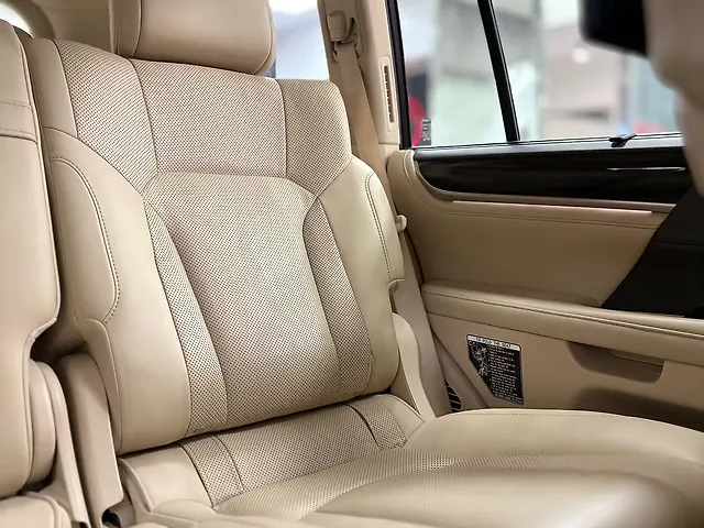 Used Lexus LX 570 V8 AT in Chennai