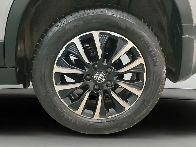 Used Toyota Urban Cruiser Premium Grade MT in Pune