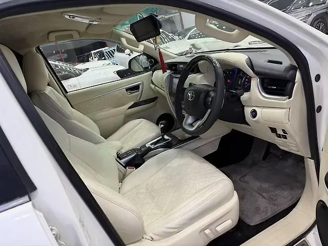 Used Toyota Fortuner [2016-2021] 2.8 4x2 AT [2016-2020] in Hyderabad