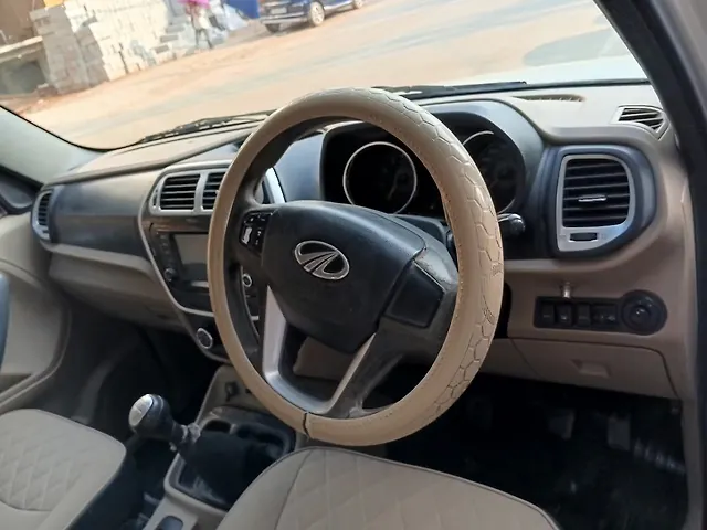 Used Mahindra TUV300 PLUS P8 in Patna