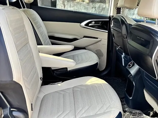Used Kia Carens [2022-2023] Luxury Plus 1.5 Diesel AT 6 STR in Chandigarh