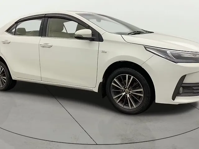 Used 2017 Toyota Corolla Altis in Delhi