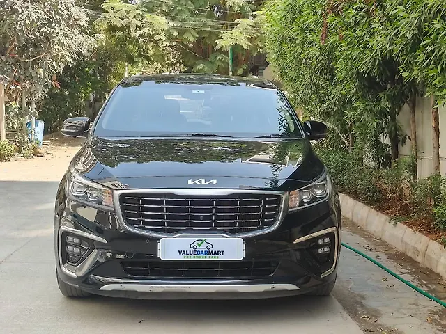 Used 2022 Kia Carnival in Hyderabad