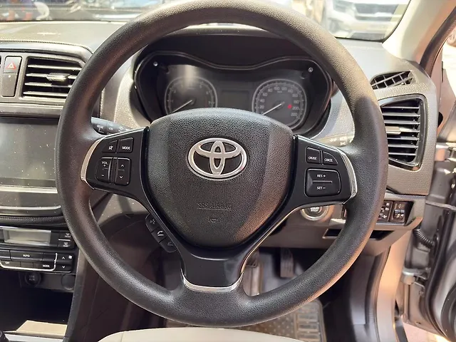 Used Toyota Urban Cruiser High Grade MT in Mumbai