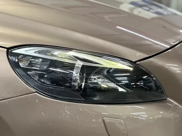 Used Volvo V40 [2015-2016] D3 R-Design in Mumbai