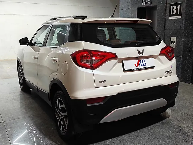 Used Mahindra XUV300 [2019-2024] W8 (O) 1.5 Diesel in Ahmedabad