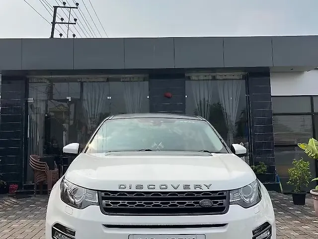 Used 2018 Land Rover Discovery in Raipur