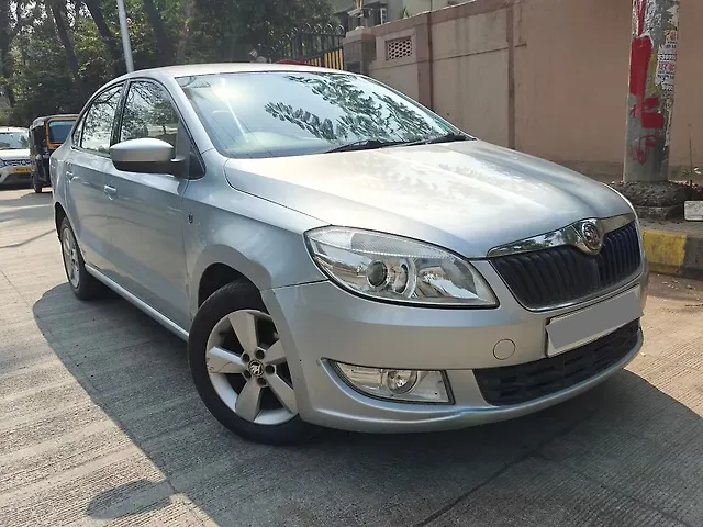 Used 2016 Skoda Rapid in Mumbai