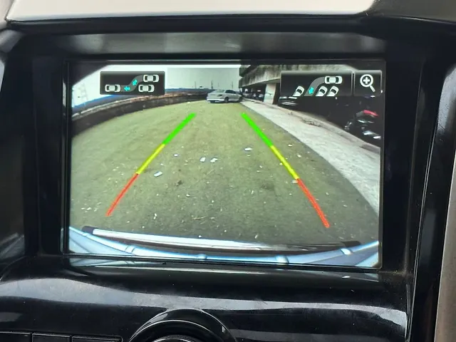 Used Mahindra XUV500 W11 AT in Mumbai