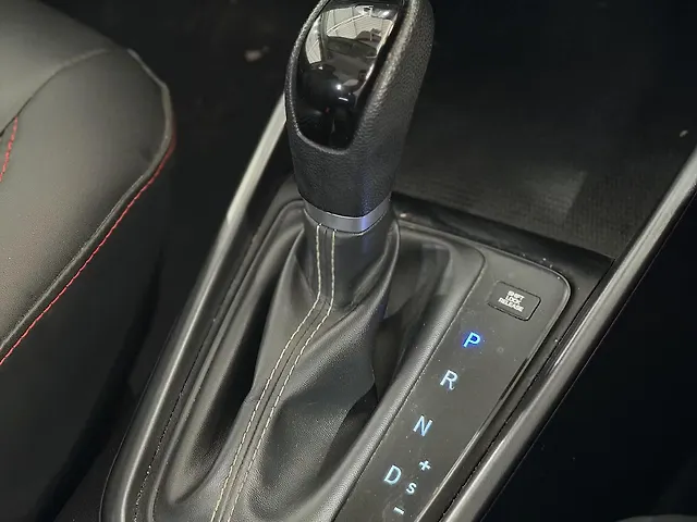 Used Hyundai i20 [2020-2023] Sportz 1.2 IVT [2020-2023] in Hyderabad