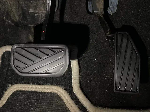 Used Maruti Suzuki Swift [2018-2021] VXi AMT in Delhi