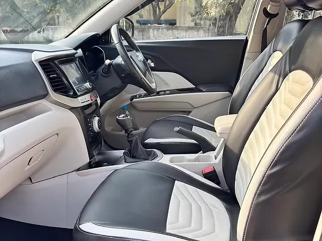 Used Mahindra XUV300 [2019-2024] W8 1.2 Petrol in Chandigarh