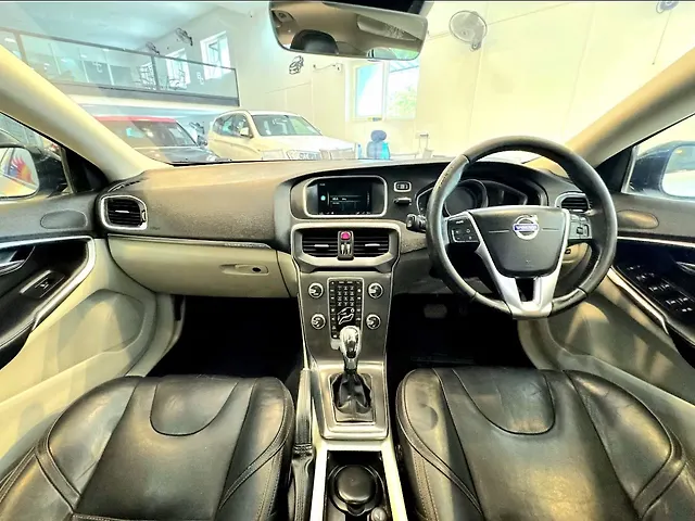 Used Volvo V40 Cross Country [2013-2016] D3 Inscription in Coimbatore