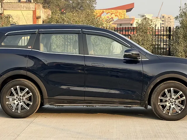 Used Mahindra Old Generation XUV700 AX 7 Diesel AT AWD Luxury Pack 7 STR [2021] in Lucknow