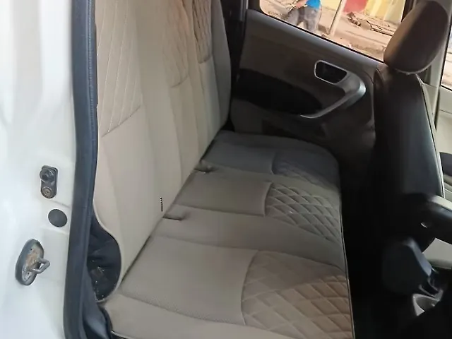 Used Mahindra TUV300 PLUS P8 in Patna