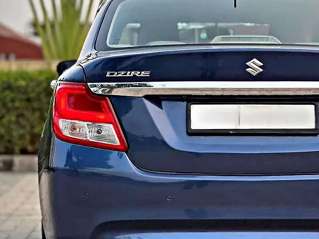 Used Maruti Suzuki Dzire [2017-2020] VXi AMT in Agra