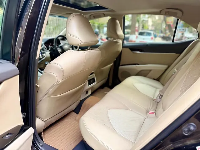 Used Toyota Camry [2019-2022] Hybrid in Mumbai