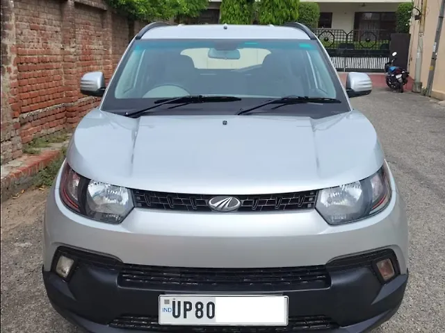 Used 2016 Mahindra KUV100 in Agra