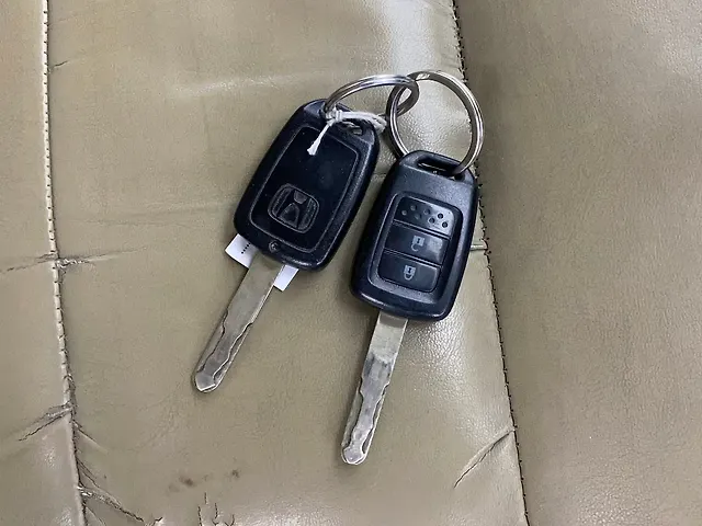 Used Honda City 4th Generation V Petrol [2017-2019] in Noida