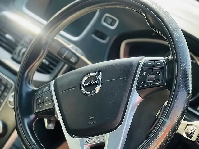 Used Volvo V40 [2016-2019] D3 R-Design in Jaipur