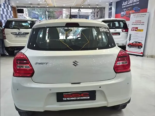 Used Maruti Suzuki Swift [2021-2024] VXi in Kanpur