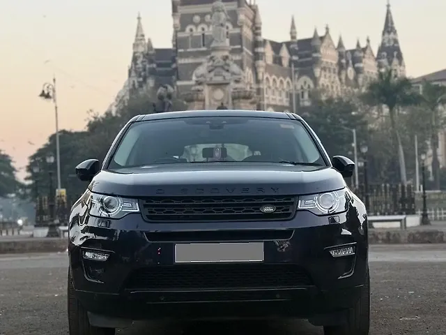 Used 2017 Land Rover Discovery in Mumbai