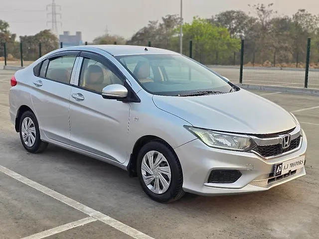 Used Honda City 4th Generation S Petrol in Thane