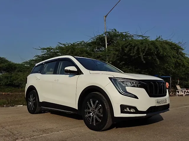 Used Mahindra Old Generation XUV700 AX7 Luxury Pack 2WD Petrol 2.0L Turbo Automatic 7 STR in Mumbai
