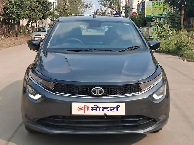 Used 2022 Tata Altroz in Indore