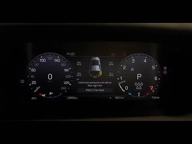 Used Land Rover Defender 110 HSE 2.0 Petrol in Mumbai