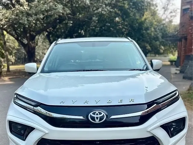 Used 2024 Toyota Urban Cruiser Hyryder in Delhi