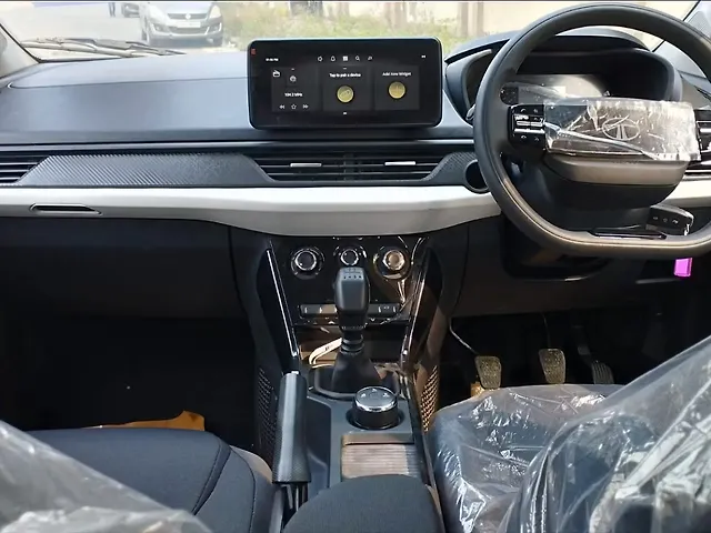 Used Tata Nexon Pure (S) 1.2 Petrol 6MT [2023-2025] in Delhi