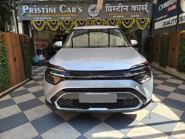 Used 2024 Kia Carens in Mumbai