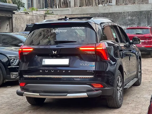 Used Mahindra Old Generation XUV700 AX7 Luxury Pack 2WD Diesel 2.2L Turbo Manual 7 STR in Kolkata