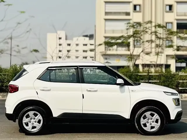 Used Hyundai Venue [2022-2023] S 1.2 Petrol in Surat