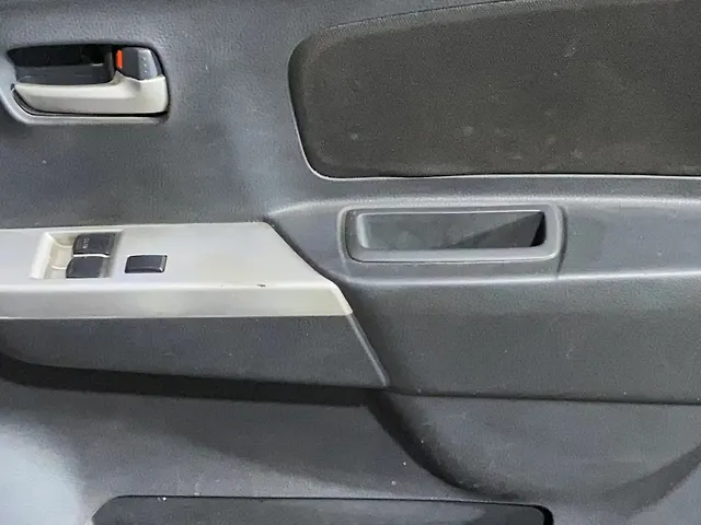 Used Maruti Suzuki Wagon R 1.0 [2010-2013] LXi in Kolkata