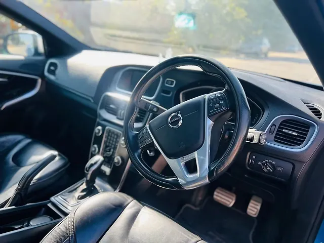 Used Volvo V40 [2016-2019] D3 R-Design in Jaipur