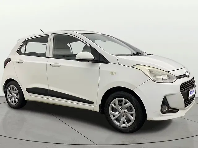 Used 2017 Hyundai Grand i10 in Delhi