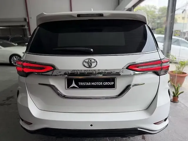 Used Toyota Fortuner [2016-2021] 2.8 4x2 AT [2016-2020] in Hyderabad
