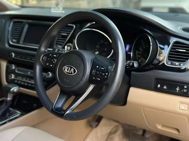 Used Kia Carnival [2020-2023] Prestige 7 STR in Delhi