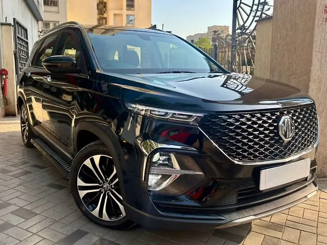 Used 2022 MG Hector Plus in Mumbai