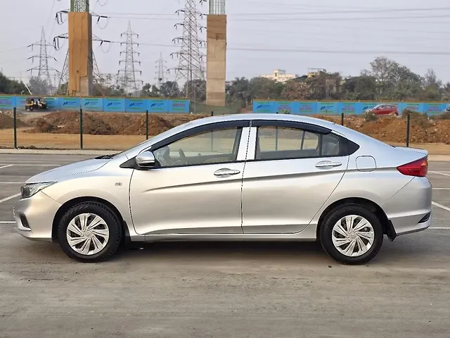 Used Honda City 4th Generation S Petrol in Thane