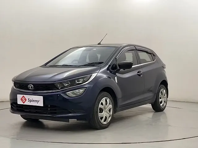 Used 2024 Tata Altroz in Bangalore
